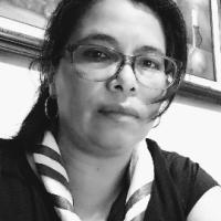 Profile picture for user laura76_1