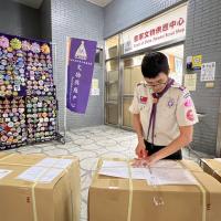 The relief supplies were sorted and packed at the Scouts of China(Taiwan) headquarters.