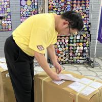 The relief supplies were sorted and packed at the Scouts of China(Taiwan) headquarters.