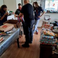 Preparação e embalagem dos presentes