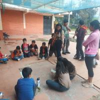 Enseñando a lobatos