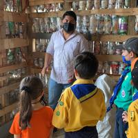 Platica del arquitecto antes de iniciar el trabajo 