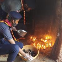 Clearing the used traditional lamps (DIYA)