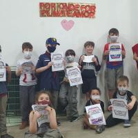 Ramo Lobinho - Criação de cartas para as crianças destinatárias do projeto com desejos e palavras de motivação