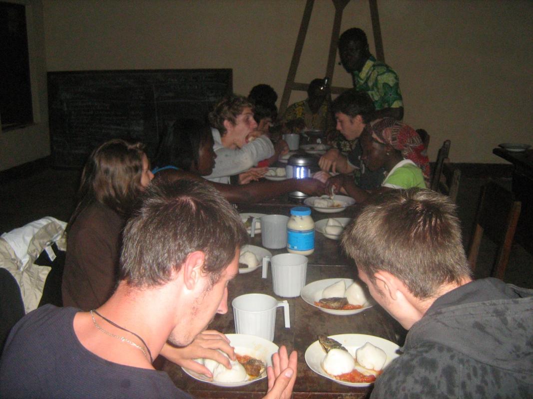 camps chantiers nationaux et internationaux au togo avec l'association AHDESC