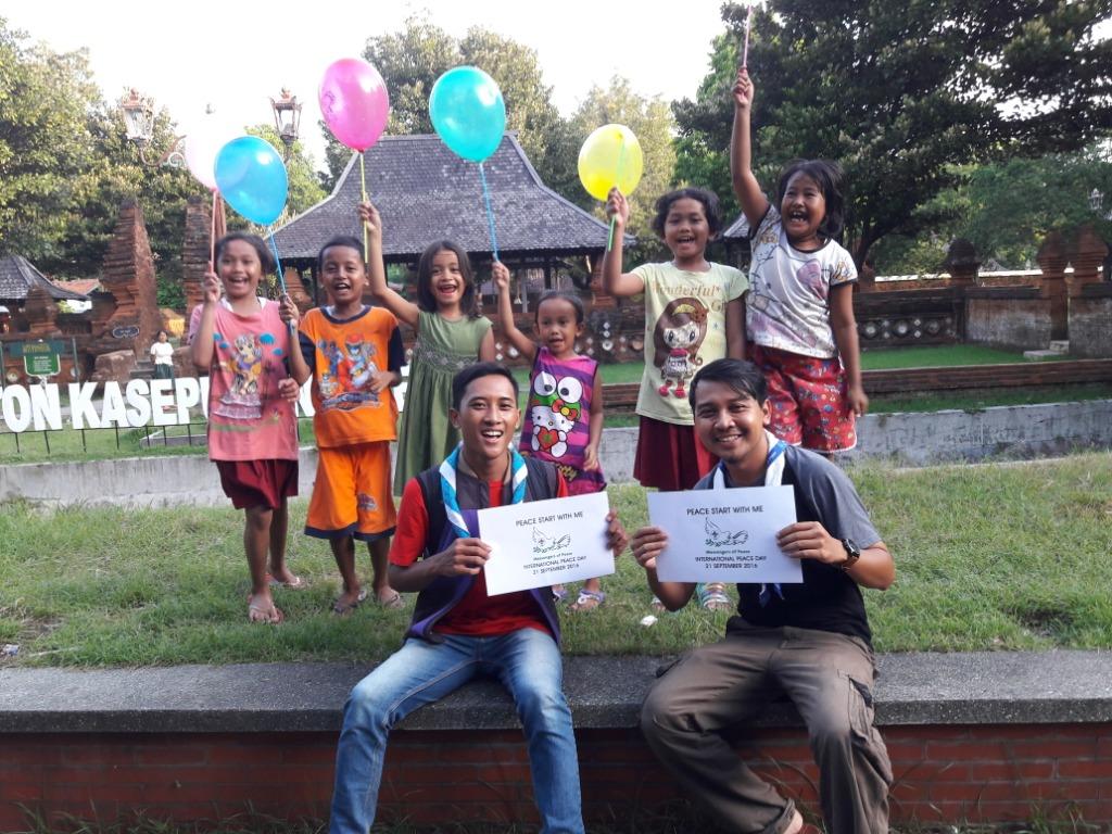 Bringing the happiness on peace day 2016