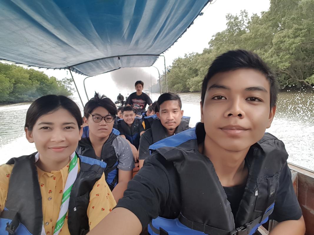 ปลูกป่าชายเลน