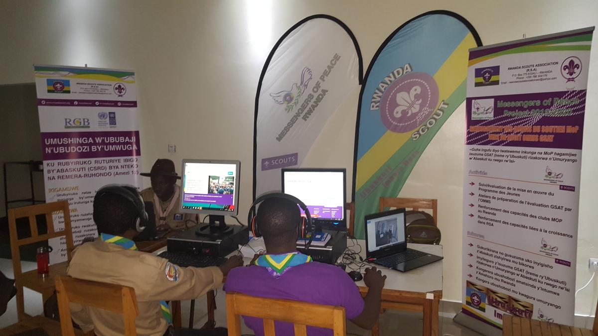 Scouts in Rwanda join the world in the JOTA-JOTI (Jamboree On The Air - Jamboree On The Internet