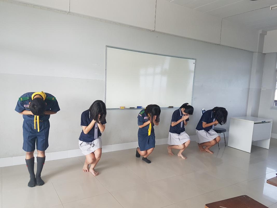 ฝึกซ้อมนักเรียนประกวดมารยาทไทย