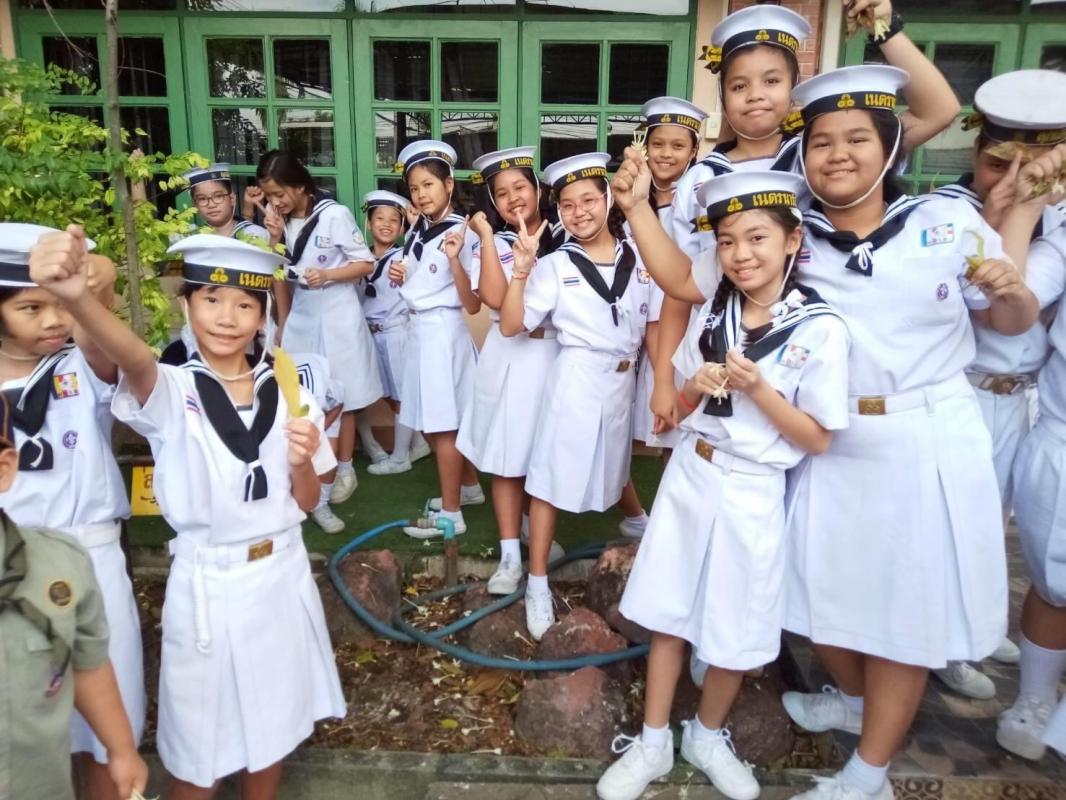 จิตอาสาเก็บขยะ