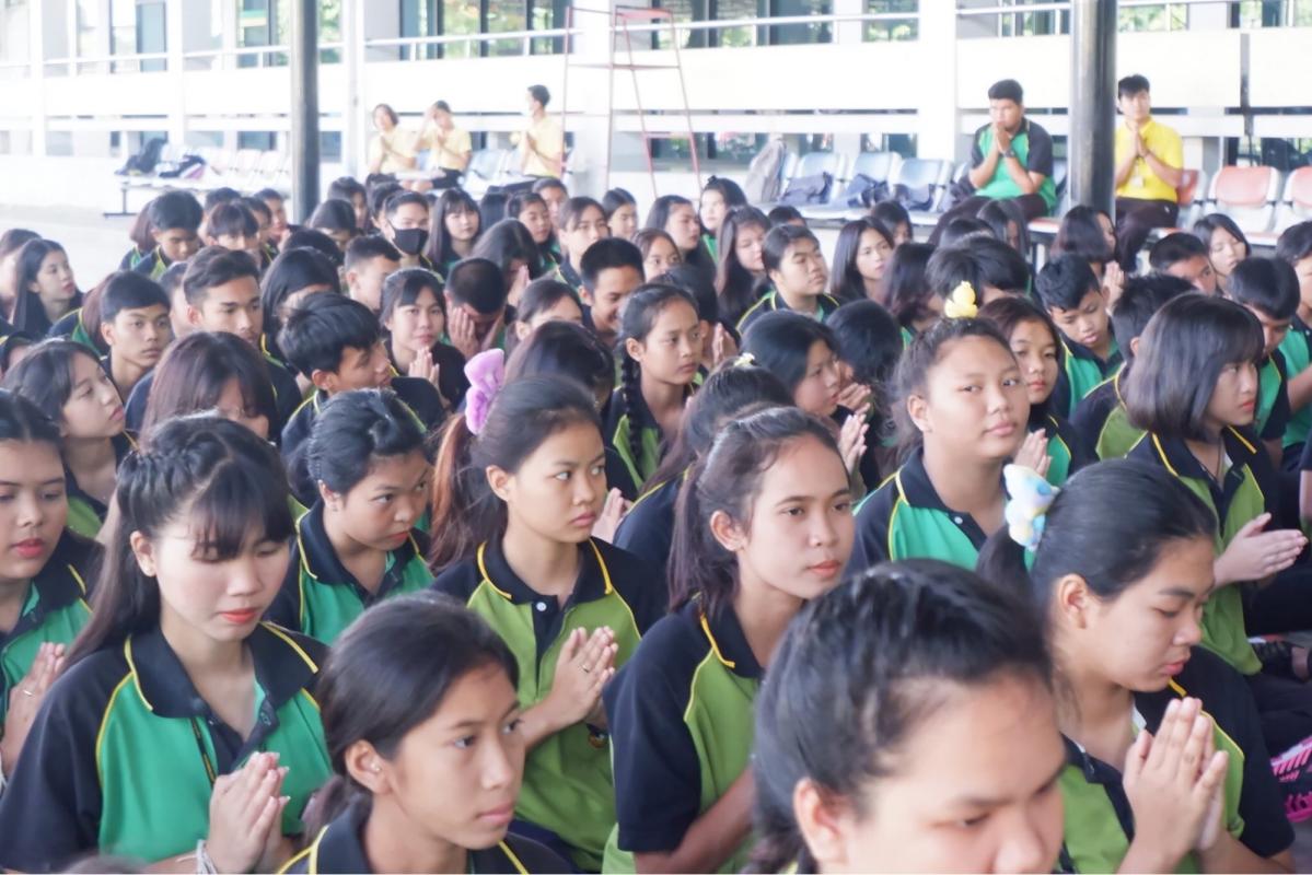 กิจกรรมหล่อเทียนพรรษา
