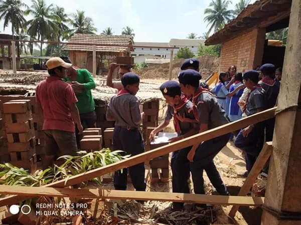 A visit to the Bricks factory from Vishwa vinayaka school Tekkate, Bharat scouts and guides Udupi District Association,Karnataka state, India 