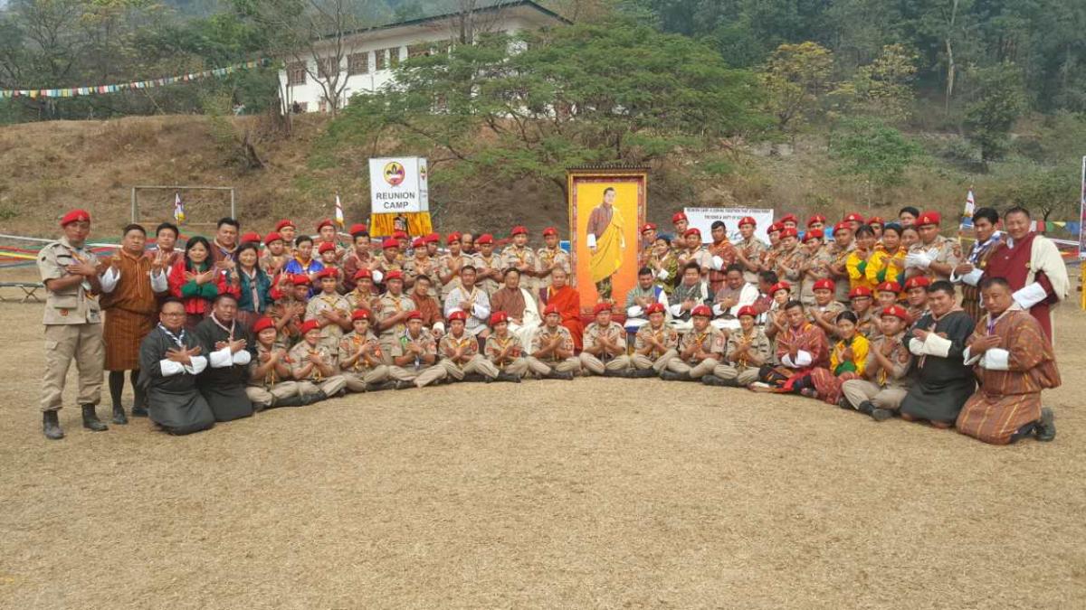 we went to celebrate the birth anniversary of his druk gyalpo at khangkhu and prayed for long health of his majesty 