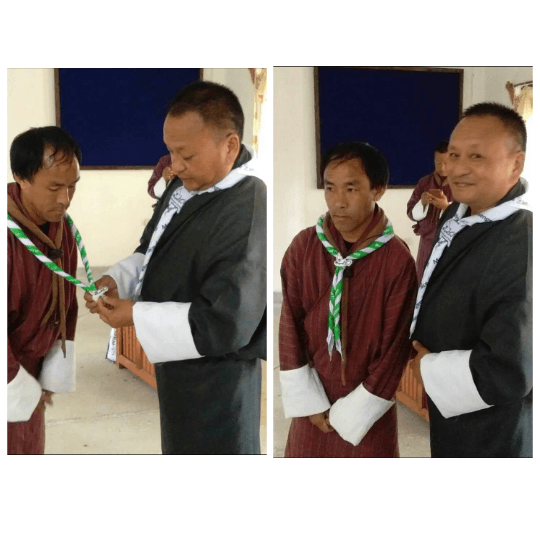 Award of Messenger of peace scarf 