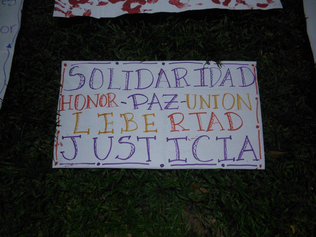 HONOR A LOS CAIDOS