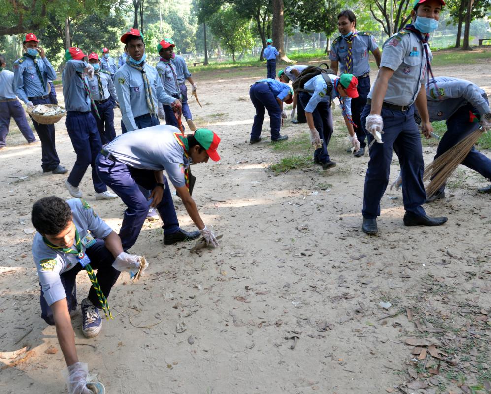 Scouts of Bangladesh cleaning Oldest and biggest Park (RAMNA PARK) of Dhaka city.
