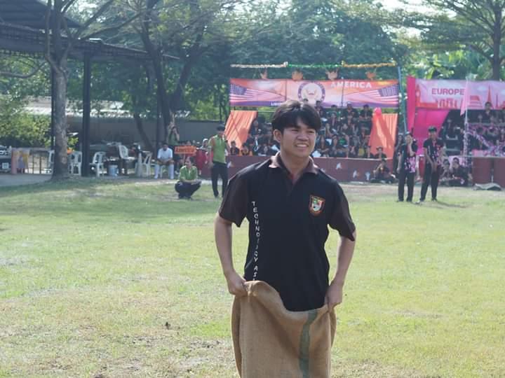 รวมกิจกรรมกีฬาวิ่งกระสอบ