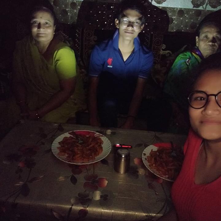 DINNER IN THE DARK