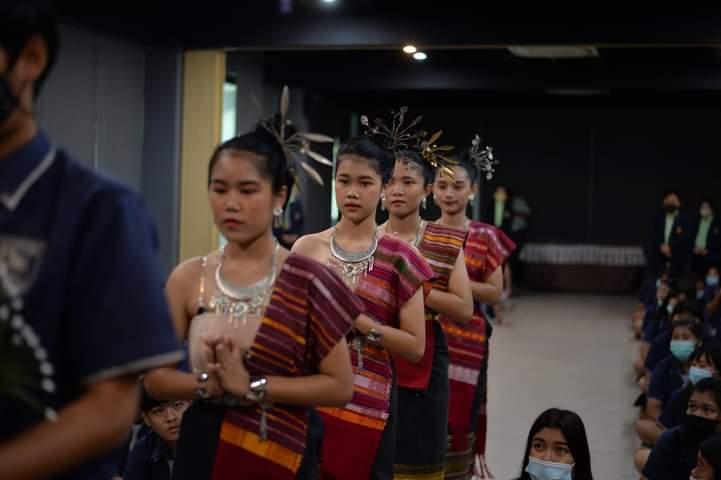 วันไหว้ครู