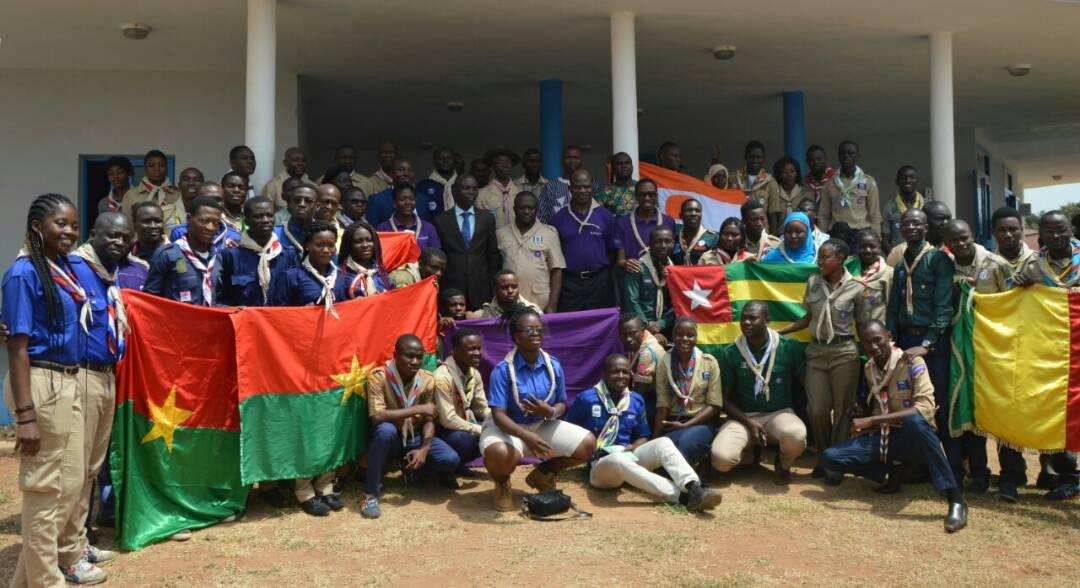 RAPPORT DU 8EME FORUM JEUNE OUEST-AFRICAIN/ REPORT OF THE 8TH WEST AFRICA YOUTH FORUM