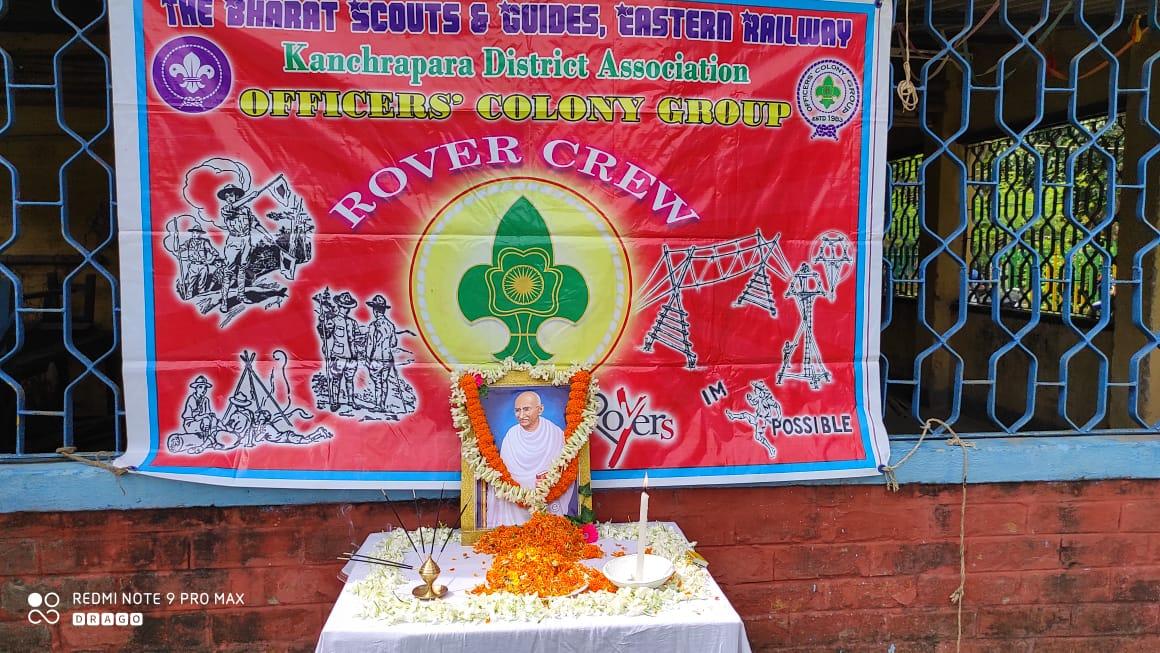 Celebrating Gandhi Jayanti today by OFFICER'S COLONY ROVER CREW undea KANCHRAPARA District association ERBS&G... 
#bsgindia
#BSG
