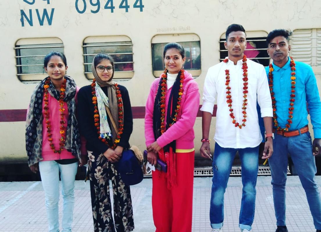 चित्तौड़गढ़ जिले से राष्ट्रीय डेजर्ट ट्रैकिंग शिविर जैसलमेर 18 से 22 जनवरी 2021 तक के लिए दो रोवर तीन रेंजर रवाना