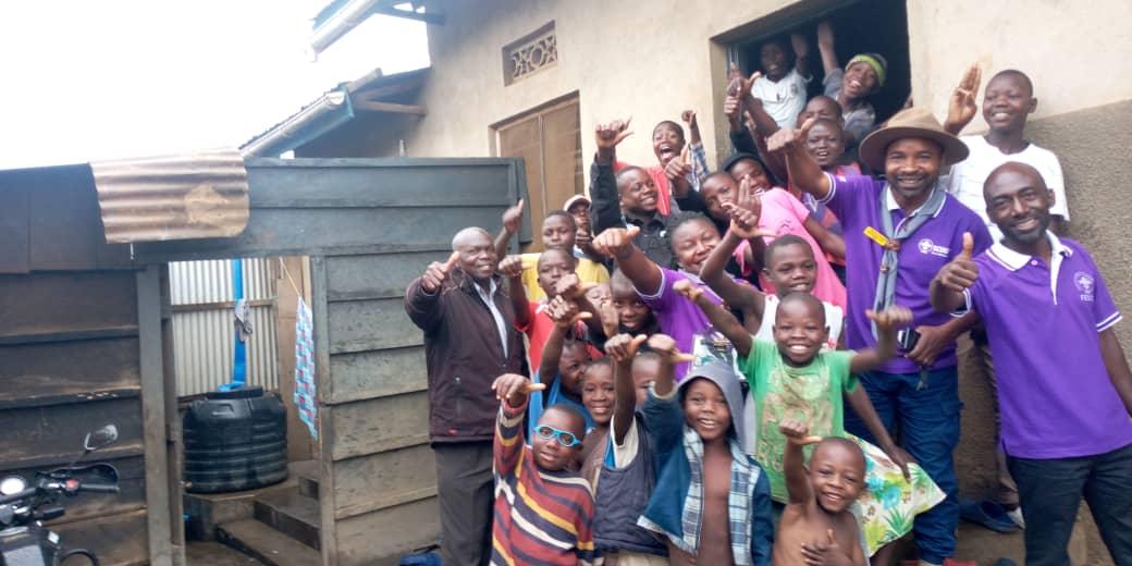 Visite aux enfants de la rue