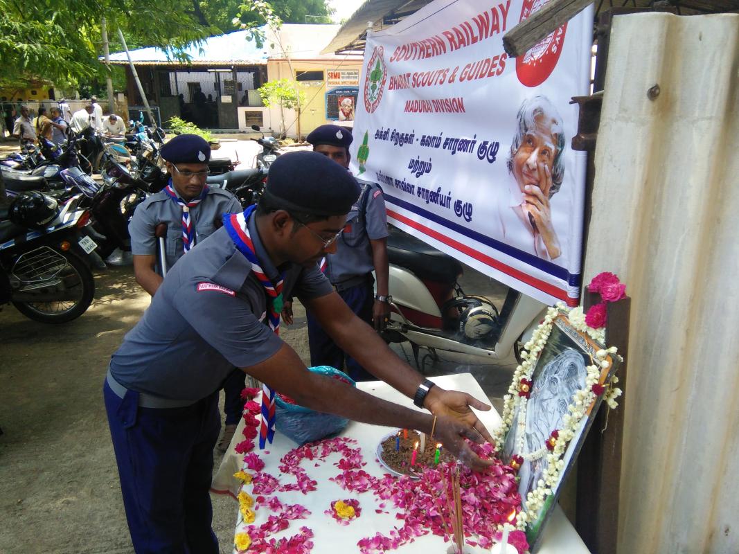 Saluting the great leader