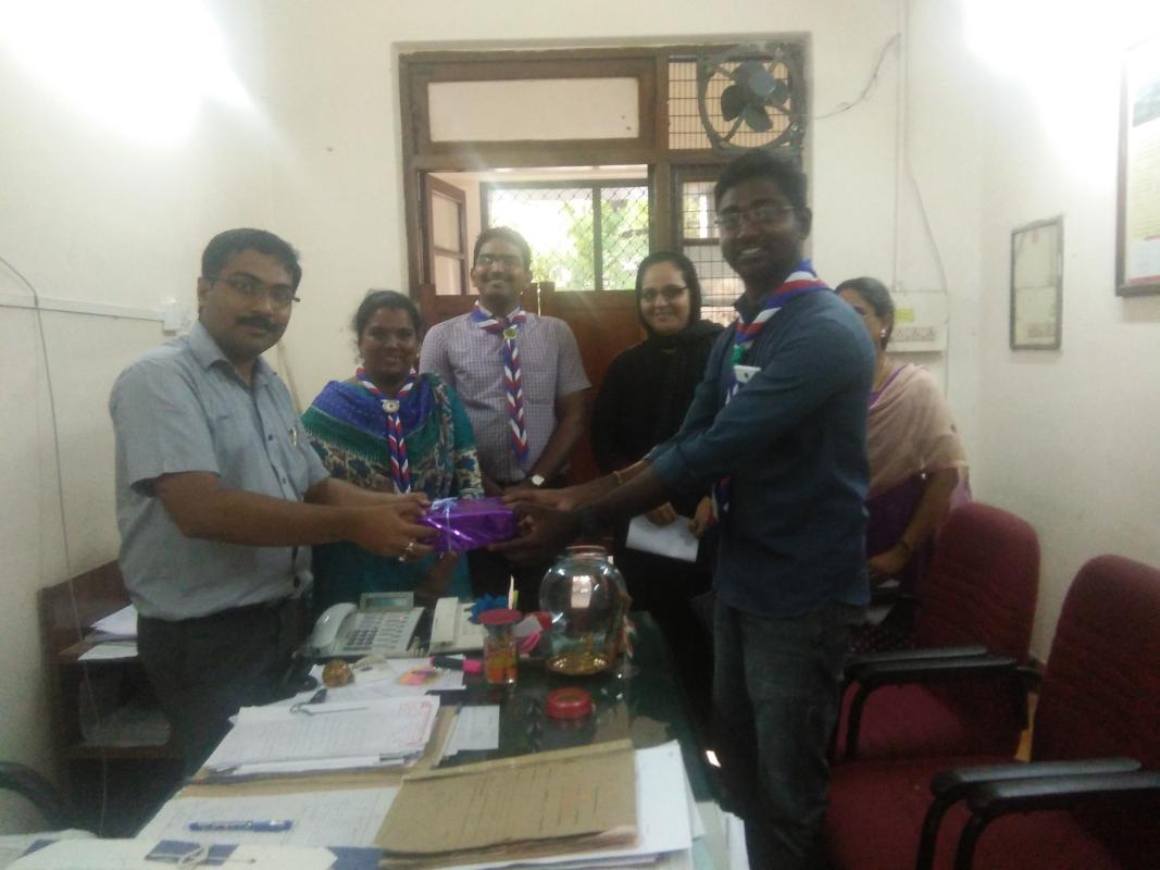 World scout scarf day 2016