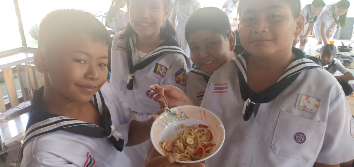 สอนทักษะชีวิต