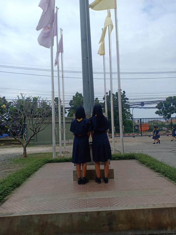 ชักธงชาติ