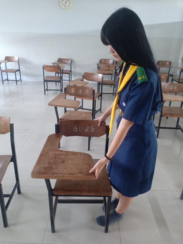 จัดโต๊ะเรียน