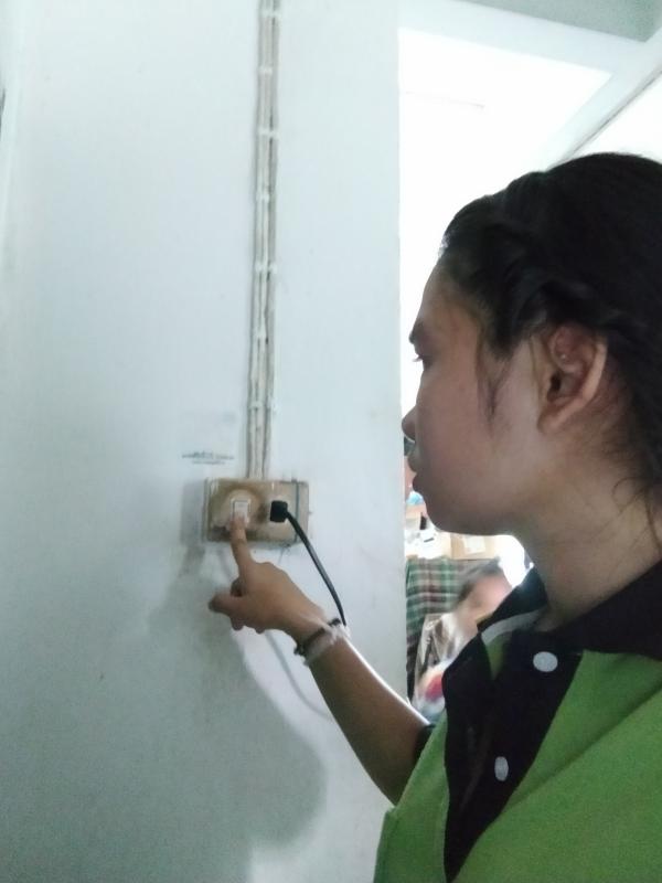 ปิดไฟห้องน้ำเมื่อไม่ใช้เเล้ว