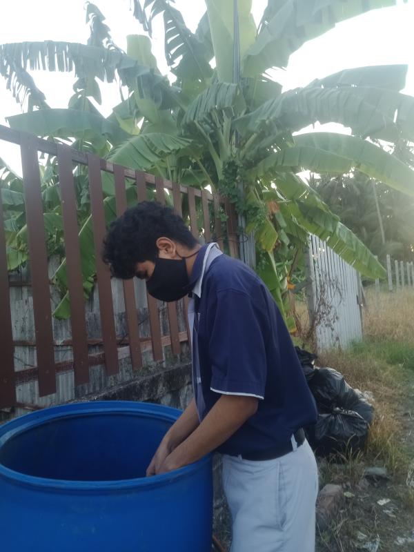 เก็บขยะ