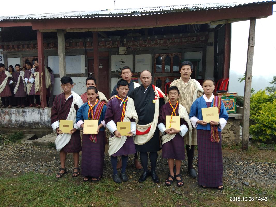 scouts recieves His Majesty's Academic Excellence Certificates 