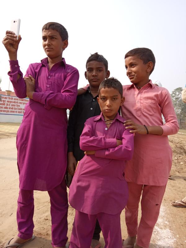  Help to Community