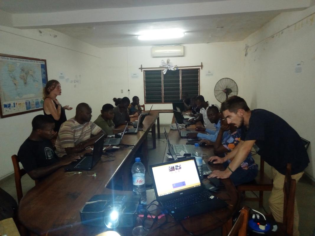 Atelier de formation des scouts à l'outil Photoshop 