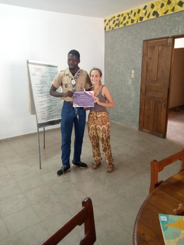 Le 21 au 22 j'ai eu à suivre une formation sur l' interculturalité allant dans le cadre des messager de  la paix au centre scout de wologueèdè à Cotonou animé par Lucie BRETIN et Henri Joël DOSSOU 