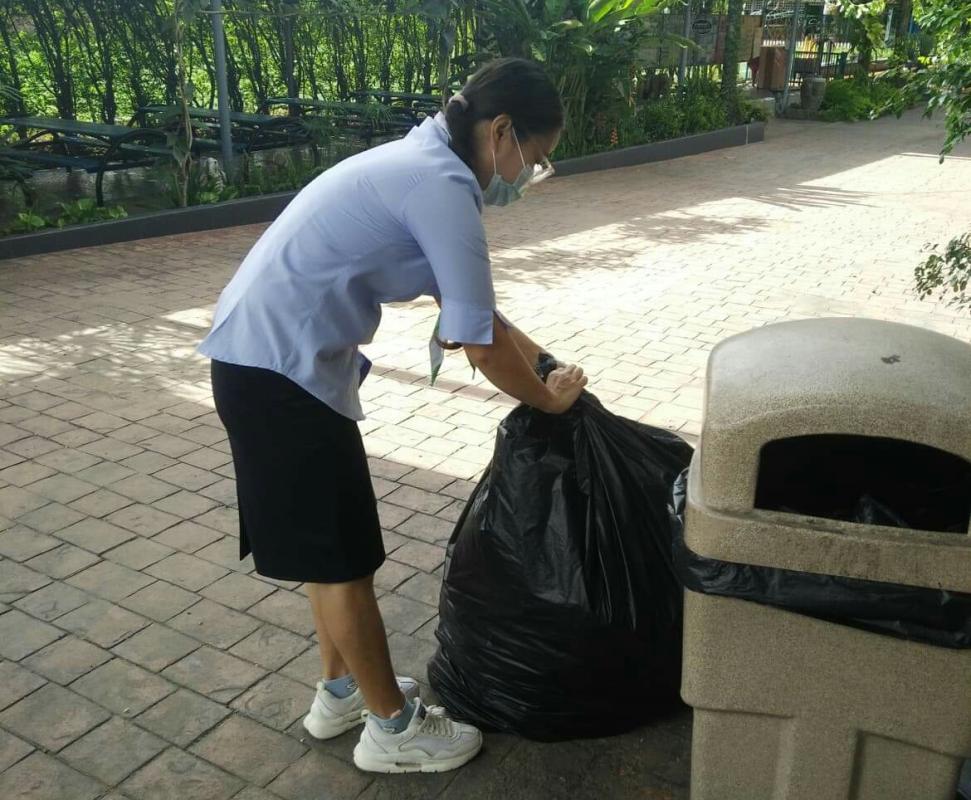 จิตอาสาเก็บขยะ