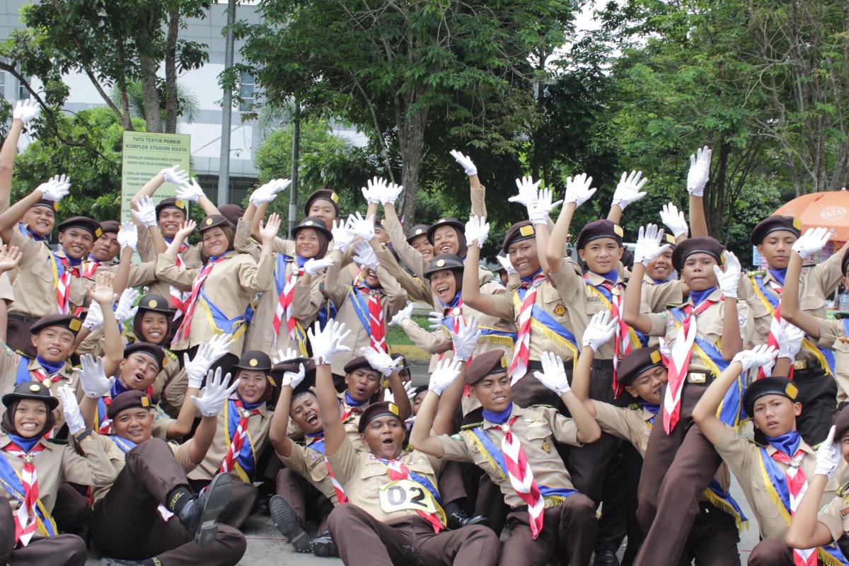 Saka Bahari Lanal Balikpapan Juara 1 lomba defile HUT PRAMUKA 56 Kwarda Kaltim