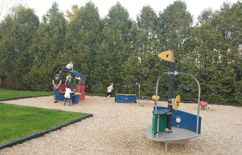 Let’s go to the park! A fun urban outdoor adventure