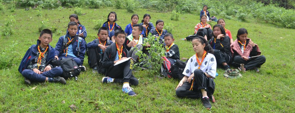 Dungtse Central School's Scouts on Hike to Serdam Goenpa