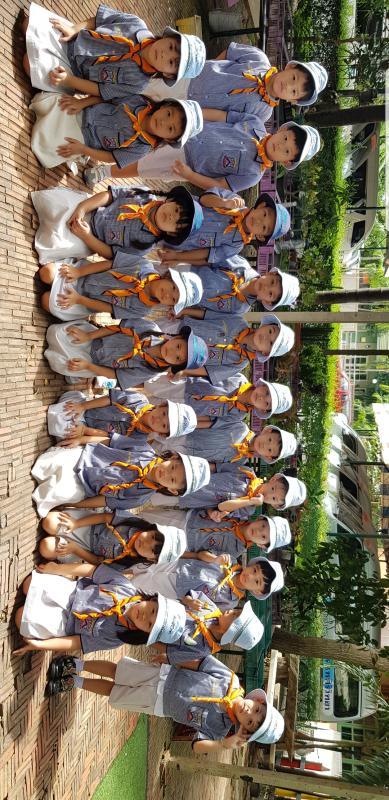 ลูกเสือฝึกปฏิบัติตามคำสั่งได้