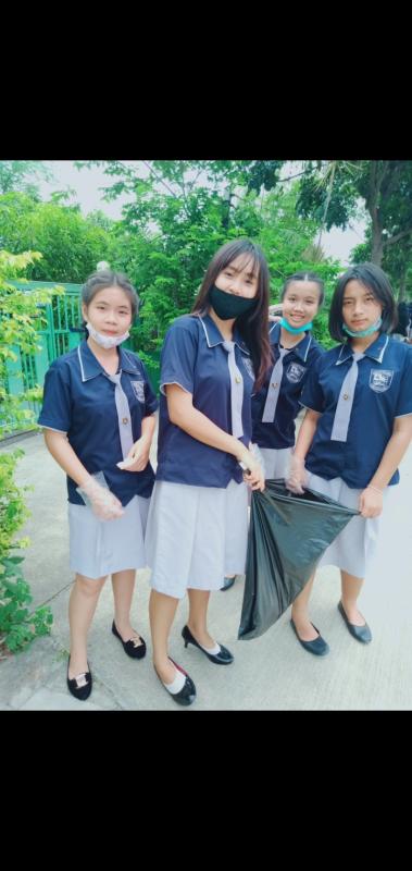 ทำความสะอาดคลองสาธารณะชน