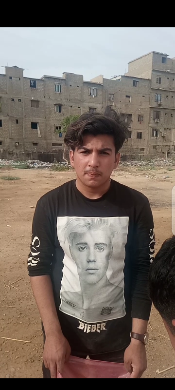 asalam alakom maira name hussain hai kpk sai talok rakta ho aur mai wada krta ho kai bagair zarorat kai plastic use nahi karonga aur apni pakistan ko saaf sutra rakonga