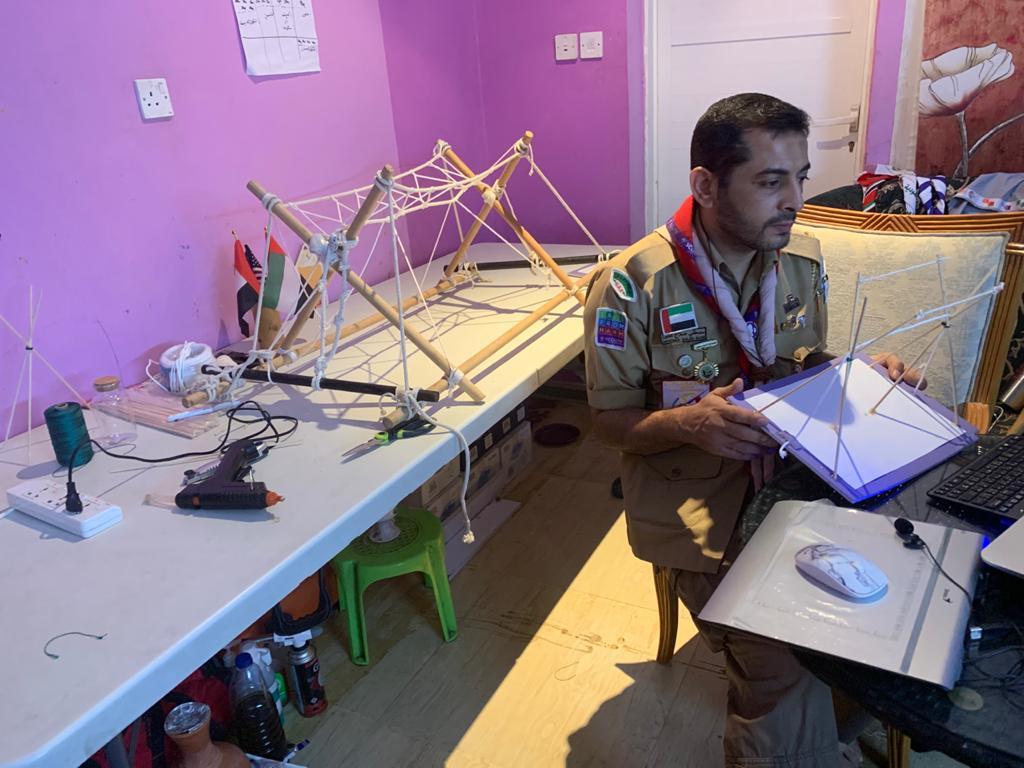 online  scouts skills training - (making a monkey bridge simple) at home 