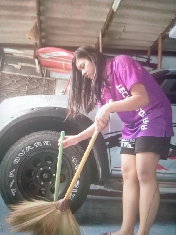 กวาดบ้าน