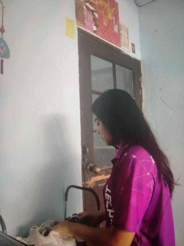 จัดรองเท้า