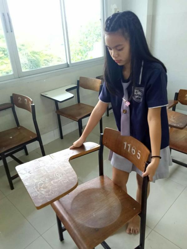 จัดโต๊ะเก้าอี้