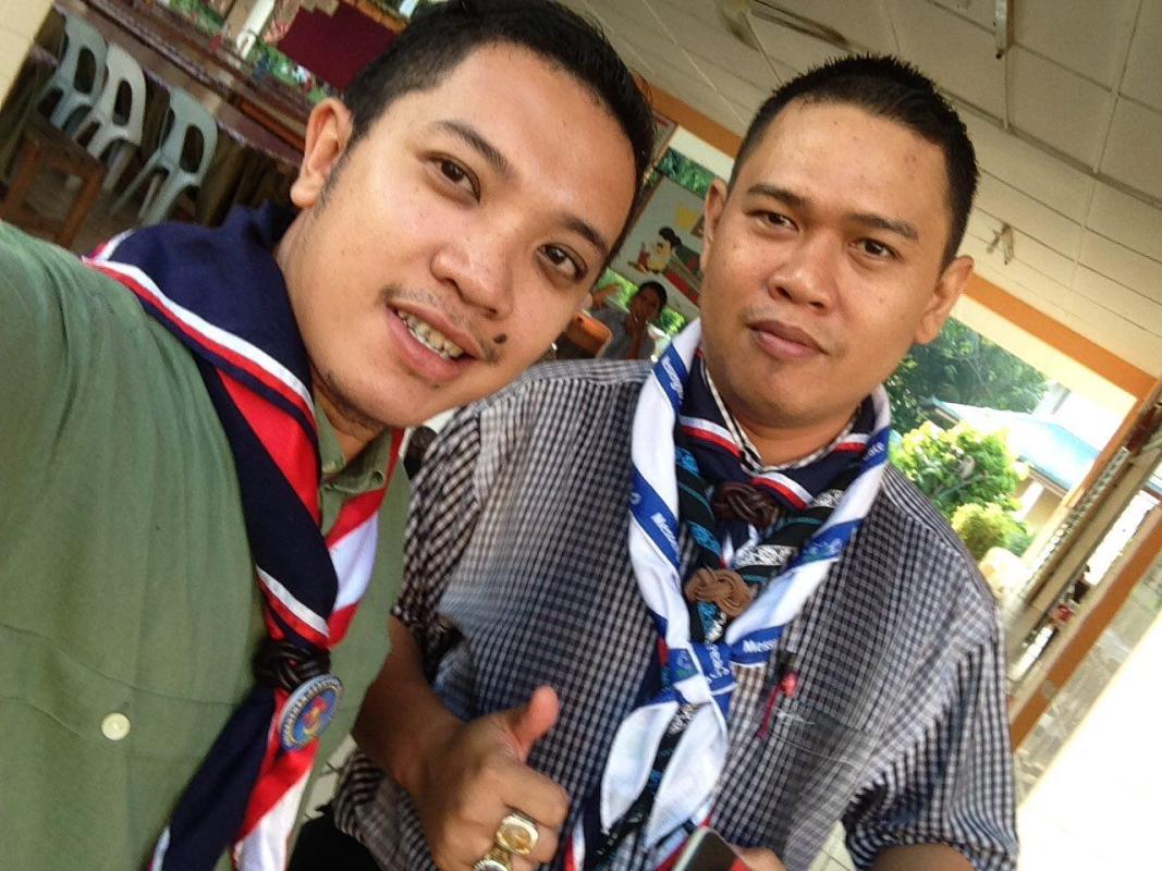 Happy World Scout Scarf Day